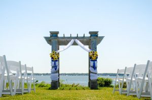 outdoor-wedding-at-harbor-lights